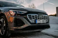 Audi Q8 e-tron Sportback 50 quattro S-line 250kW thumbnail