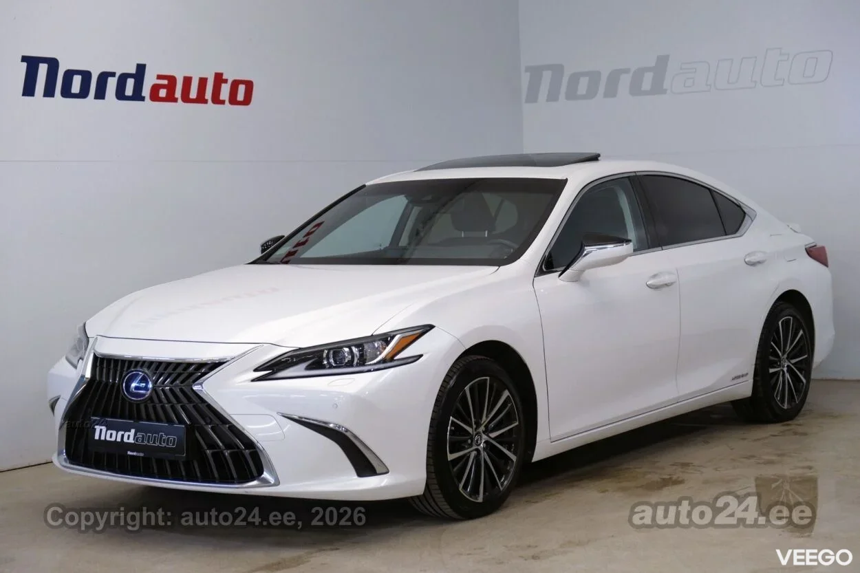 Lexus ES 300h Executive Facelift MY2023 2.5 131kW