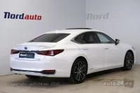 Lexus ES 300h Executive Facelift MY2023 2.5 131kW thumbnail