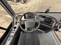 Volvo B8R AC / AUXILIARY HEATING / WC / WHEELCHAIR LIFT 240kW thumbnail