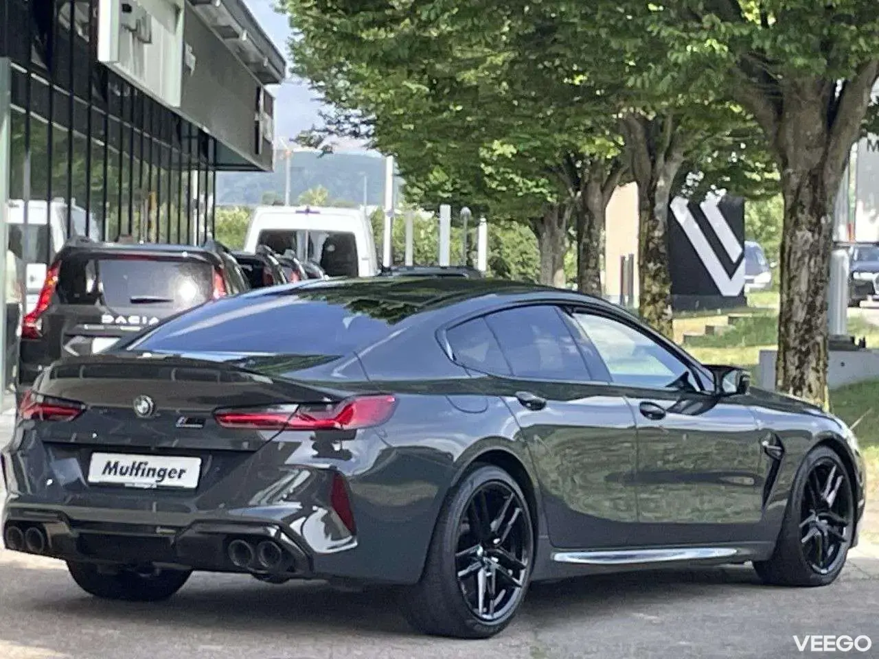 BMW M8 4.4 460kW