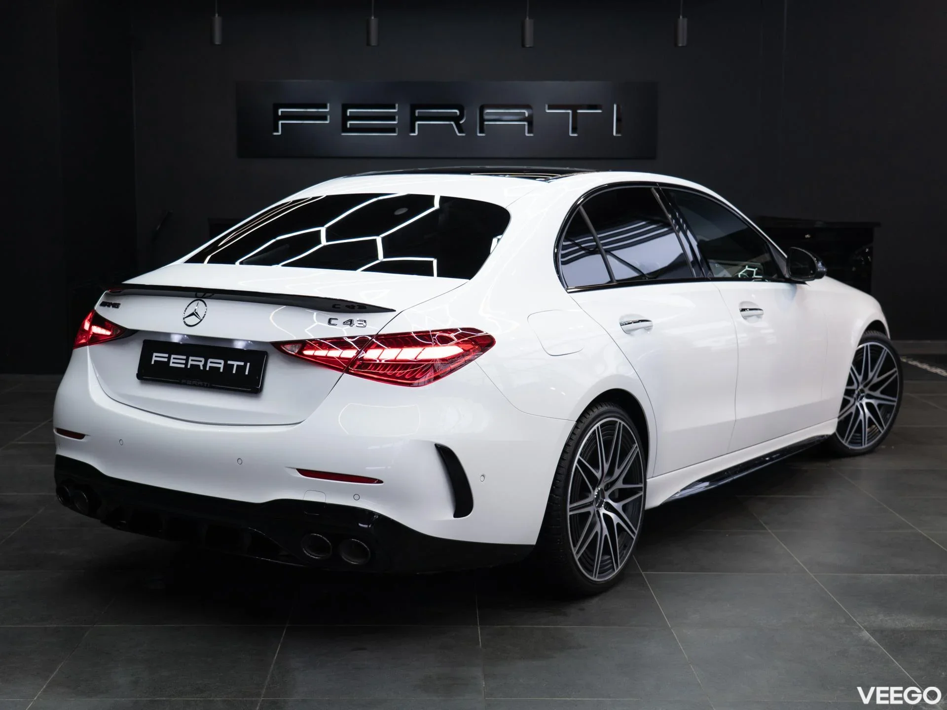 Mercedes-Benz C43 AMG 2.0 300kW