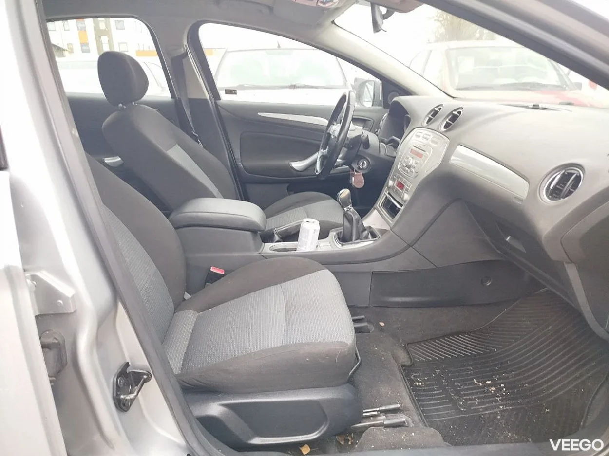 Ford Mondeo 2.0 107kW