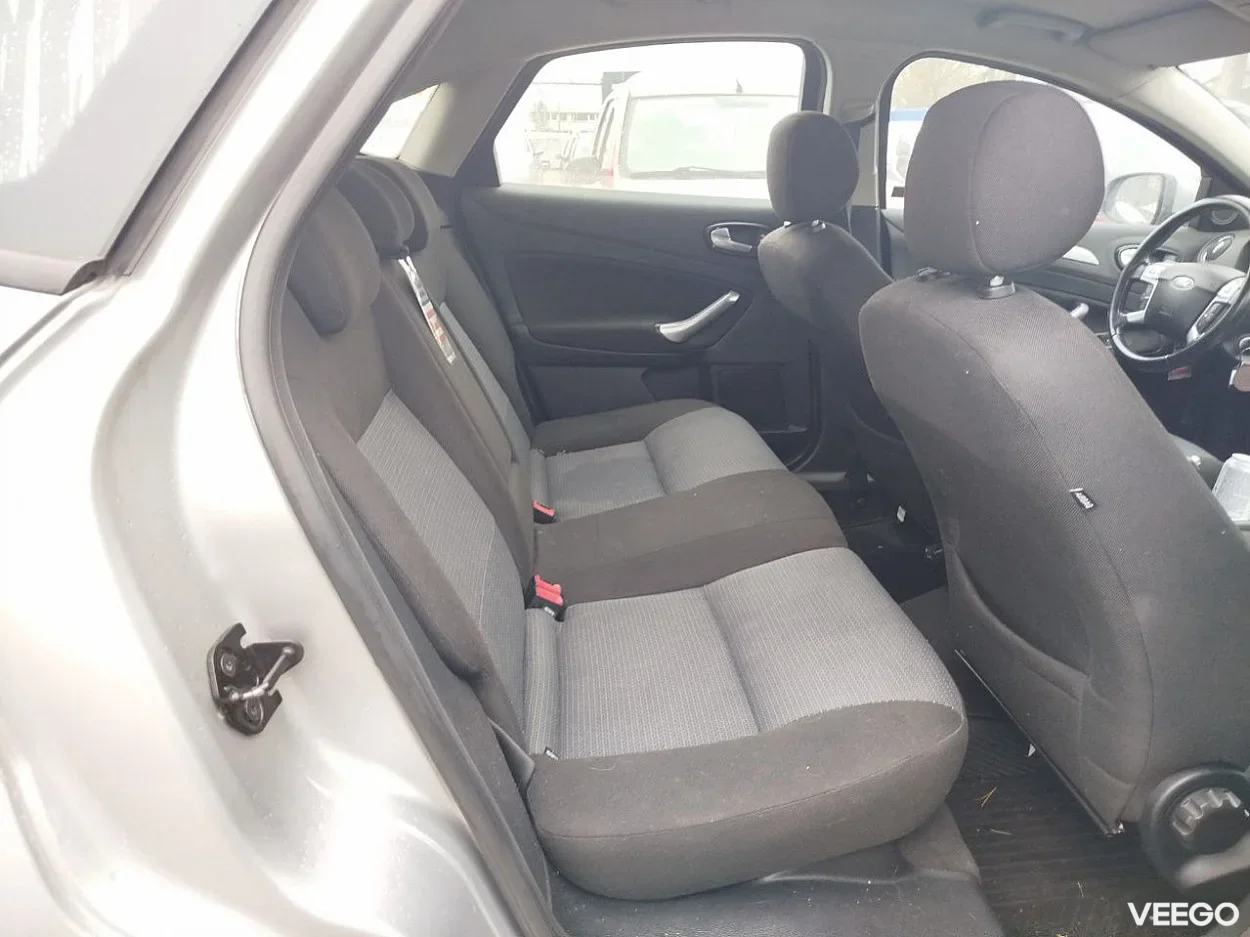 Ford Mondeo 2.0 107kW