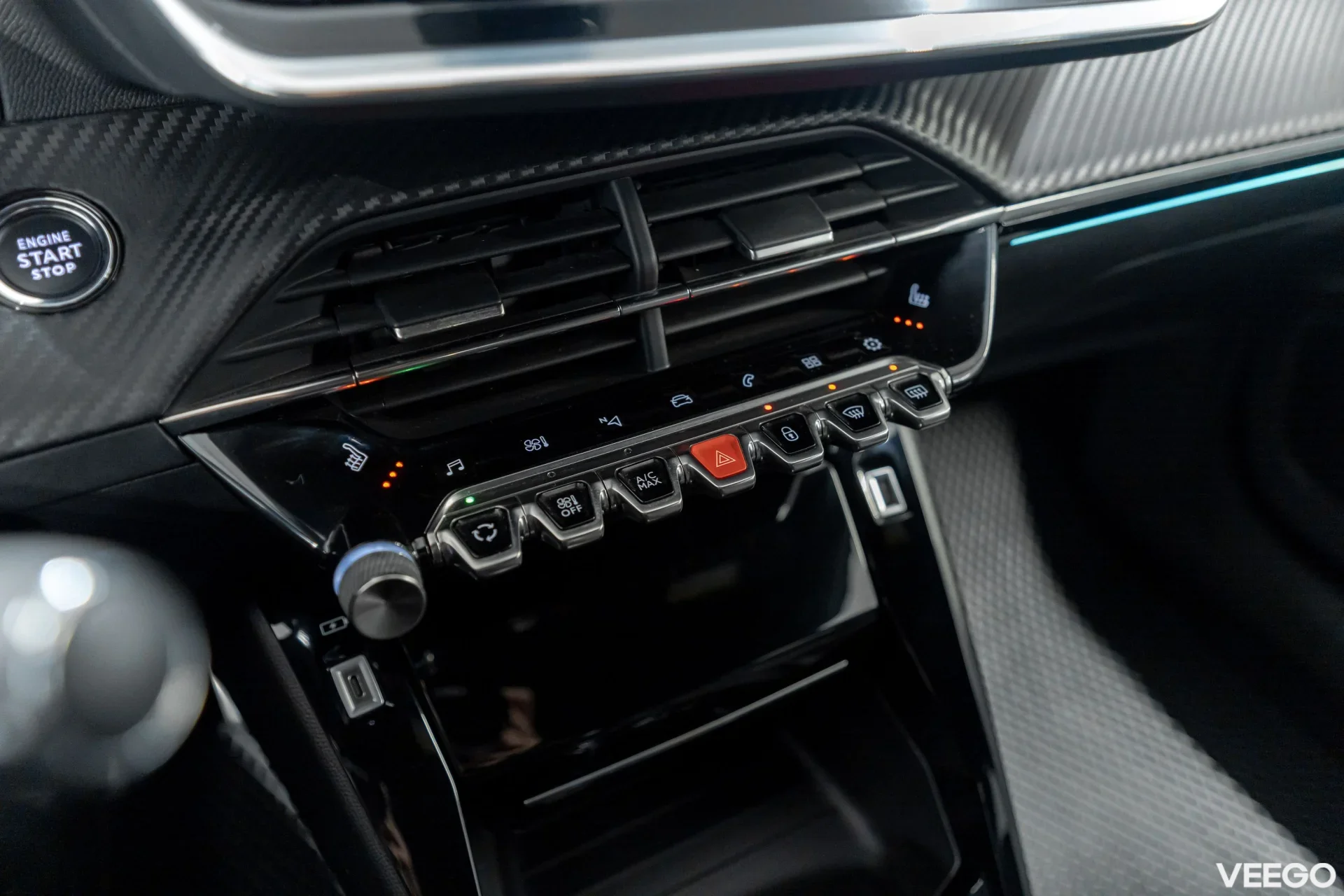 Peugeot 2008 GT PureTech 1.2 96kW