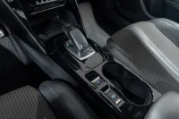 Peugeot 2008 GT PureTech 1.2 96kW thumbnail
