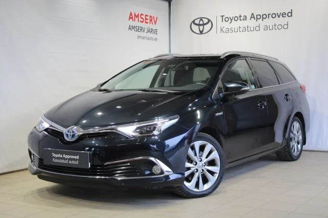 Image of Toyota Auris Touring Sports Hybrid Luxury 1.8 73kW