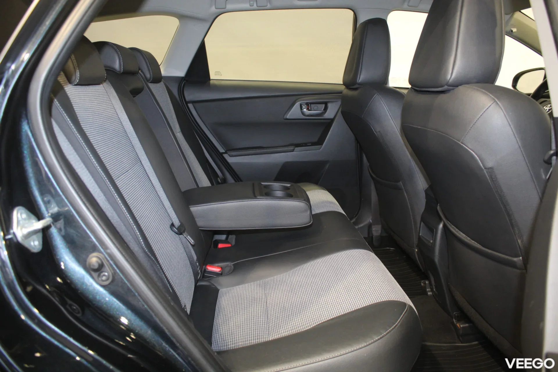 Toyota Auris Touring Sports Hybrid Luxury 1.8 73kW