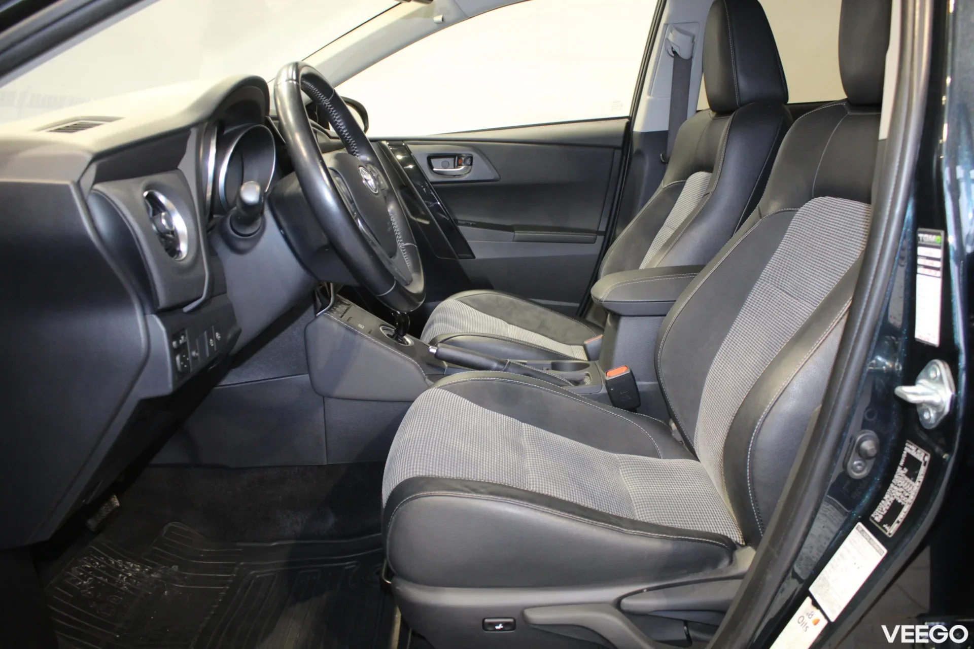 Toyota Auris Touring Sports Hybrid Luxury 1.8 73kW