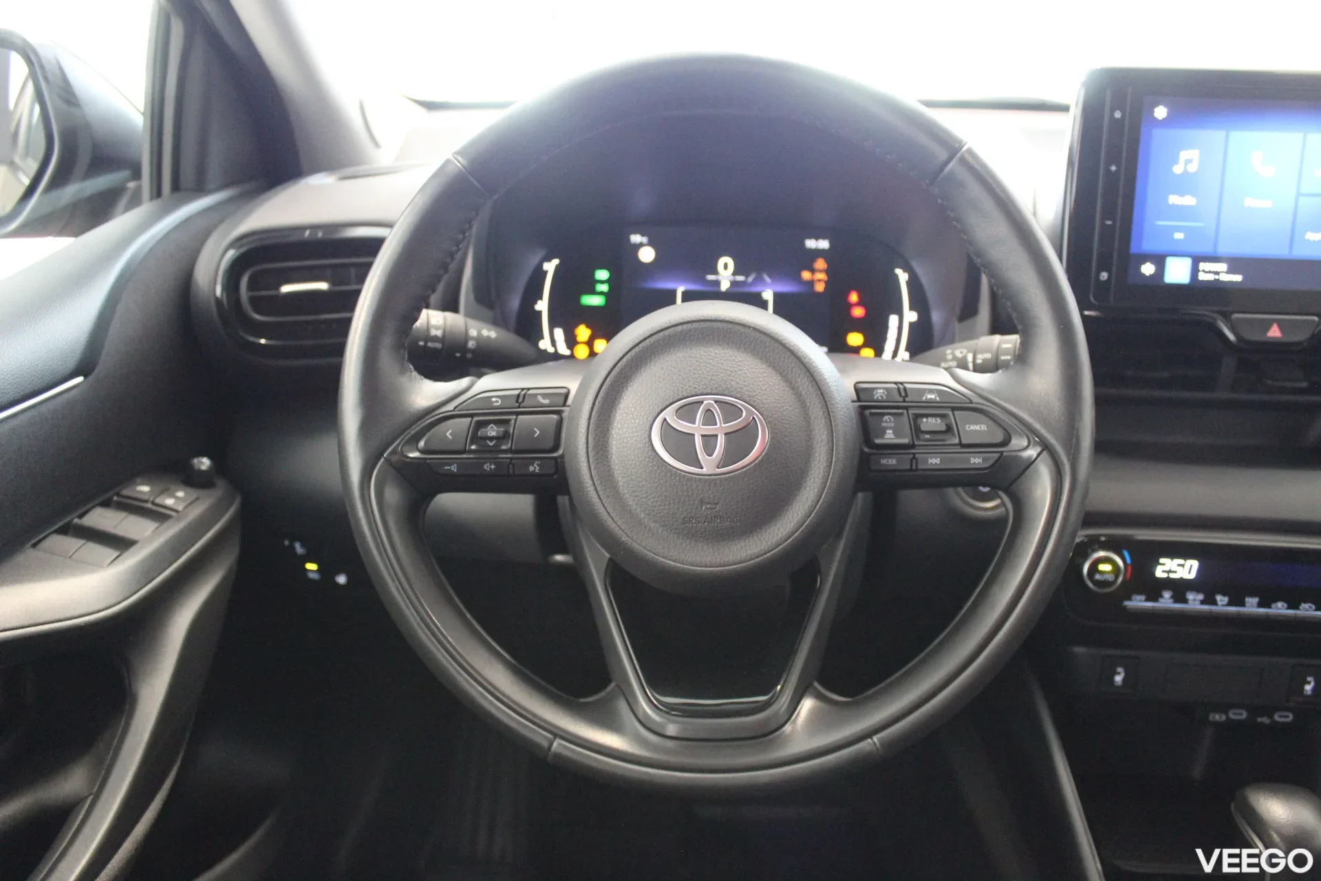 Toyota Yaris Active Plus Hybrid 1.5 68kW