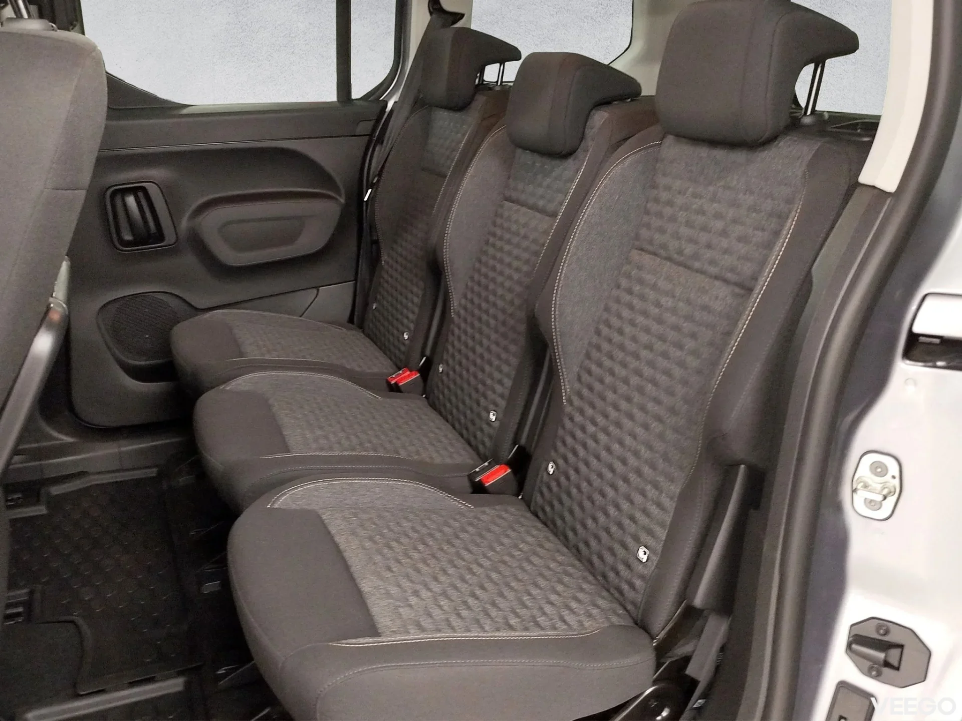 Peugeot Rifter L1 GT BlueHDi 130 AT8 96kW