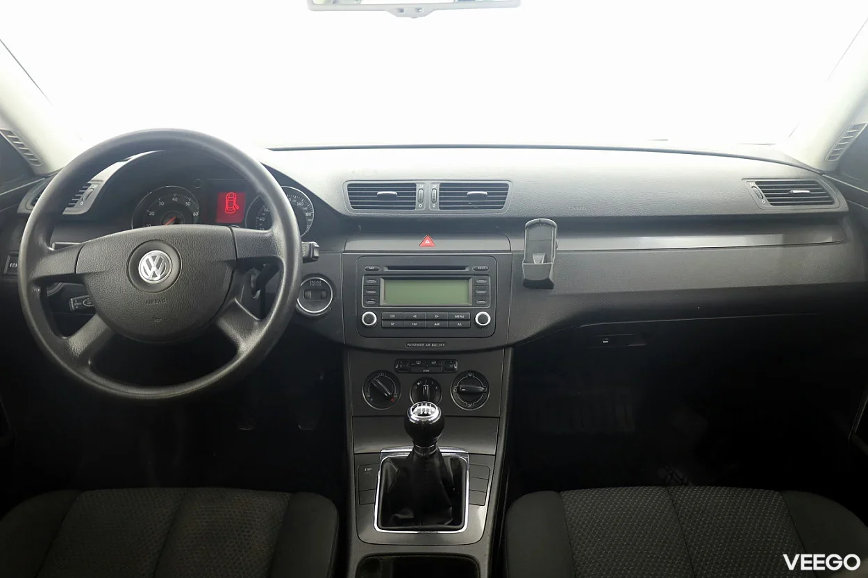 Volkswagen Passat 1.6 85kW