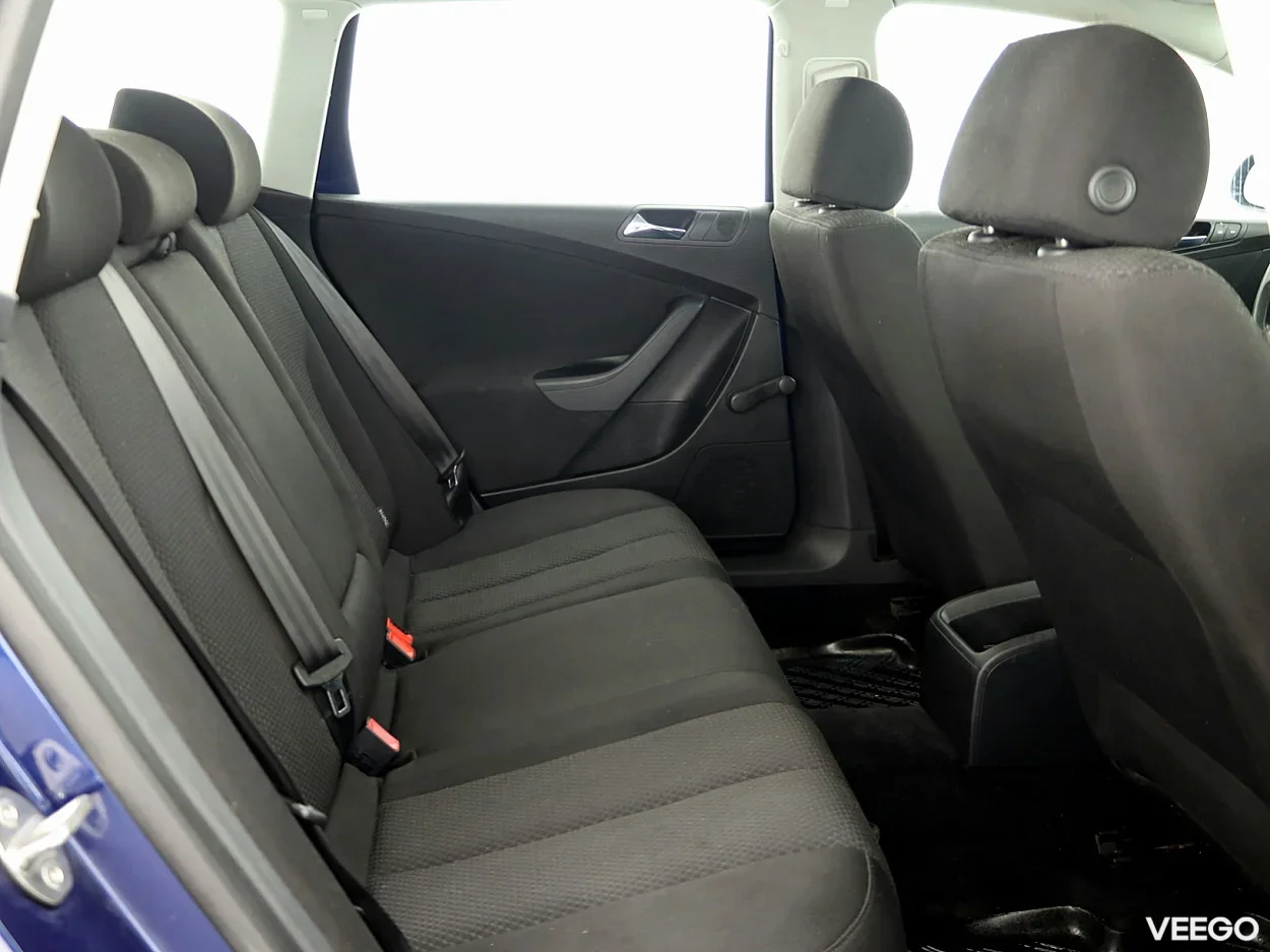 Volkswagen Passat 1.6 85kW