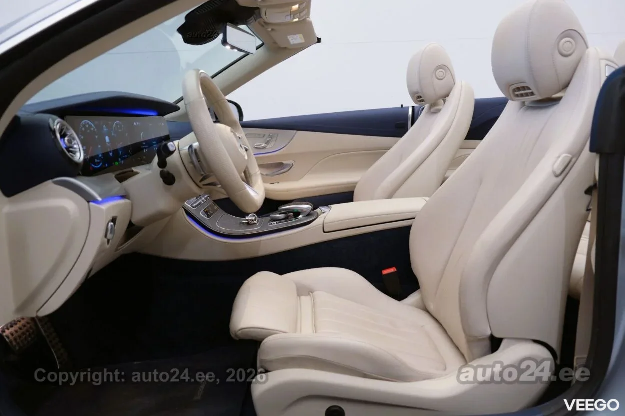 Mercedes-Benz E200 AMG 4matic Cabrio 2 145kW