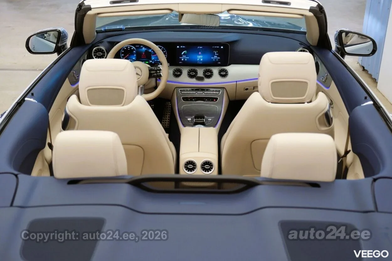 Mercedes-Benz E200 AMG 4matic Cabrio 2 145kW