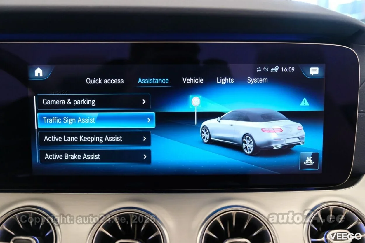 Mercedes-Benz E200 AMG 4matic Cabrio 2 145kW