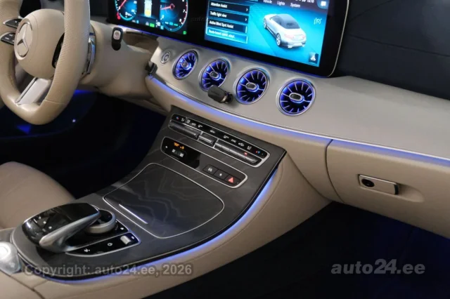 Image of Mercedes-Benz E200 AMG 4matic Cabrio 2 145kW