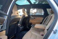 Volvo V90 Cross Country MY23 Ultimate Bright Xenium Wntr Fullopt 2 183kW thumbnail