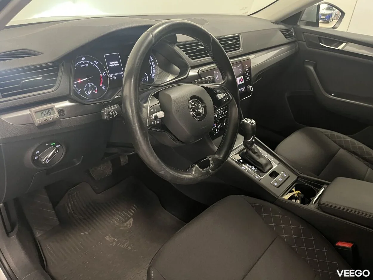 Skoda Superb Combi Active FL PLUS 7-k  DSG 4x4 2 140kW