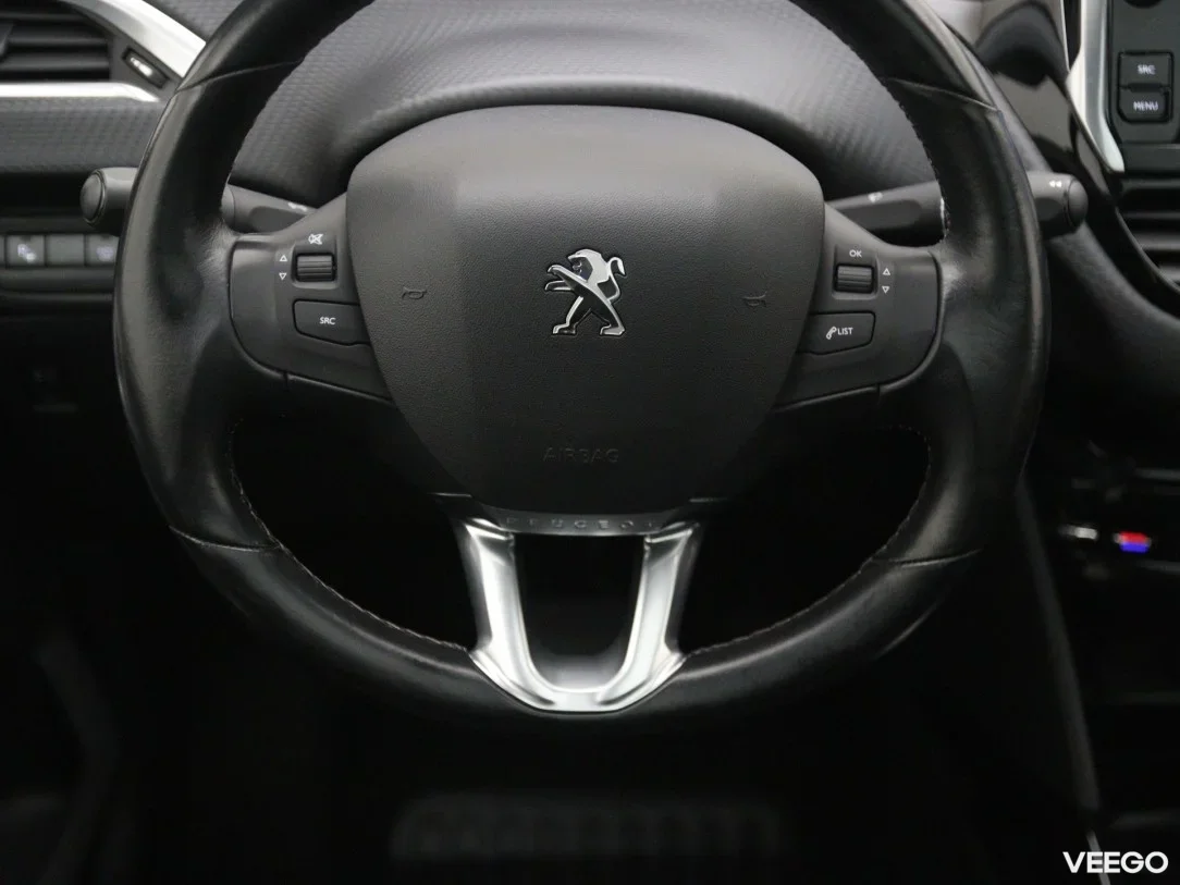 Peugeot 2008 1.2 81kW
