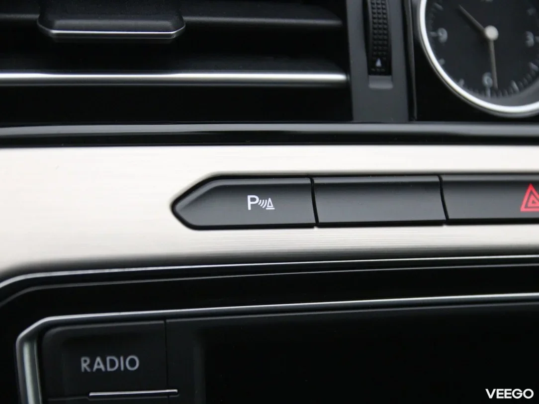 Volkswagen Passat 1.6 88kW