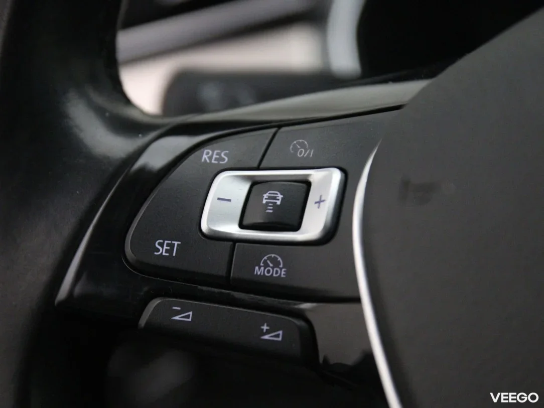 Volkswagen Passat 1.6 88kW