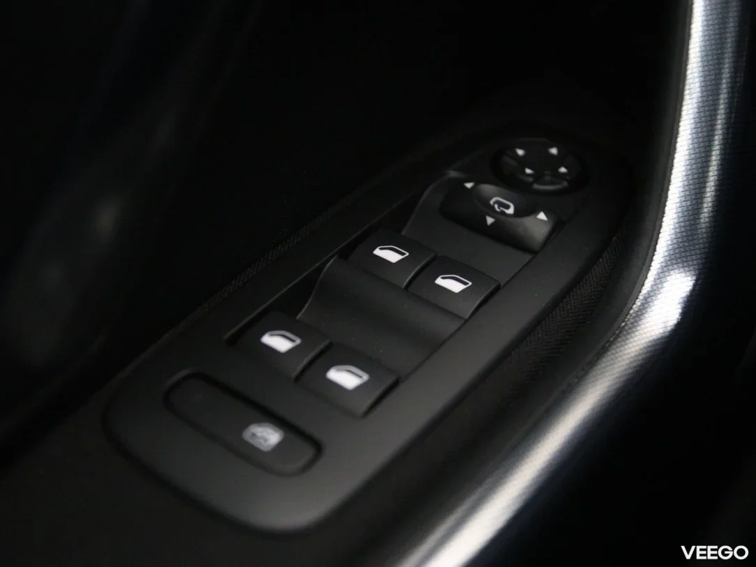 Peugeot 2008 1.2 81kW