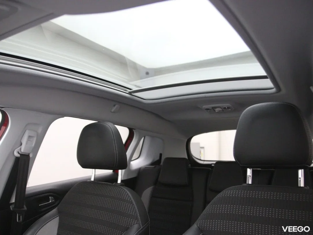 Peugeot 2008 1.2 81kW