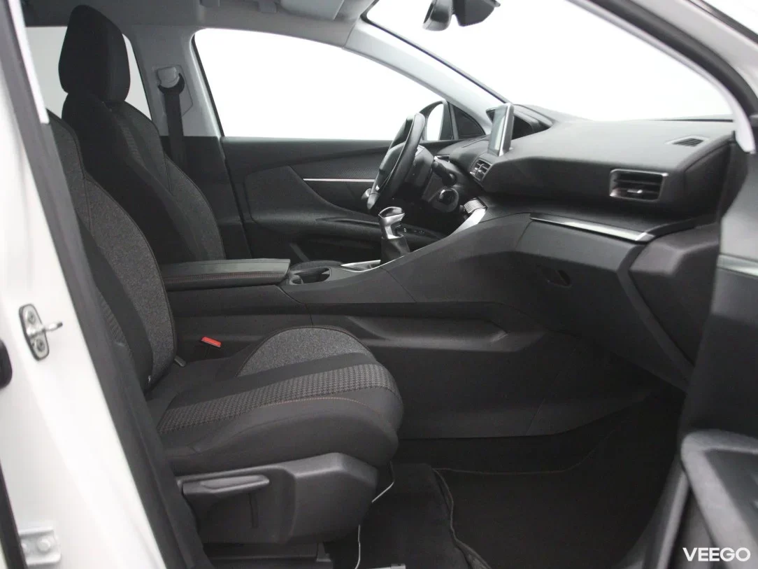 Peugeot 3008 1.2 96kW