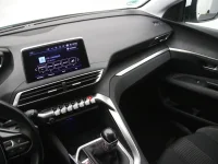 Peugeot 3008 1.2 96kW thumbnail