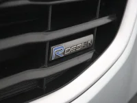 Volvo V40 2 140kW thumbnail