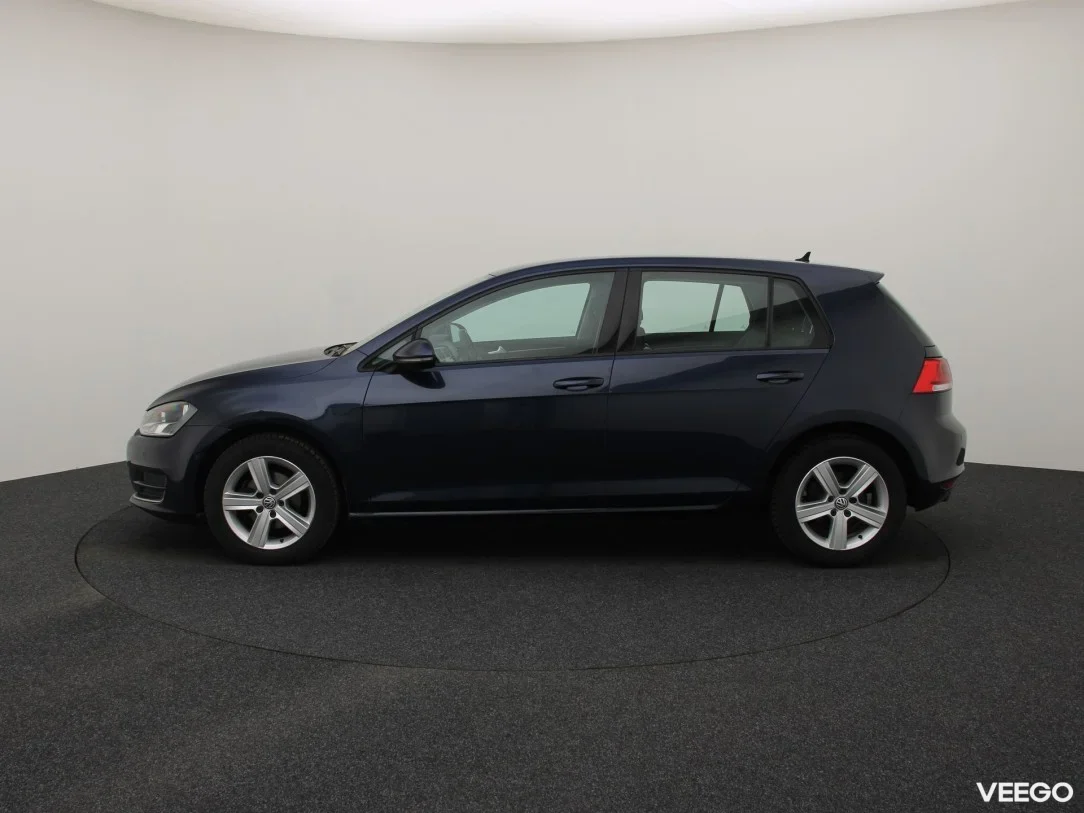 Volkswagen Golf 1.6 77kW