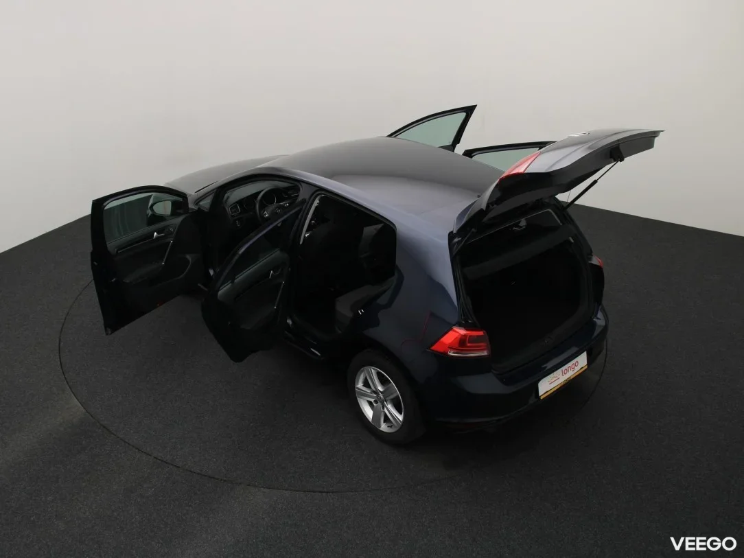 Volkswagen Golf 1.6 77kW