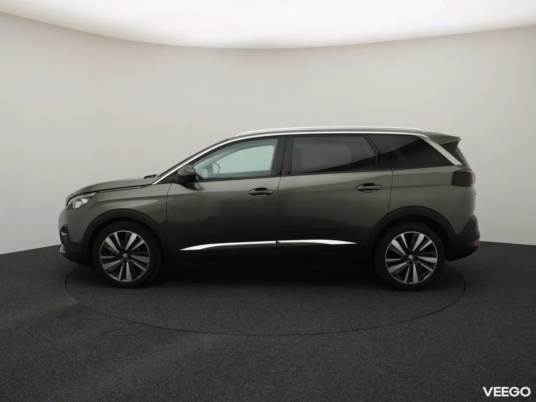 Peugeot 5008 1.2 96kW