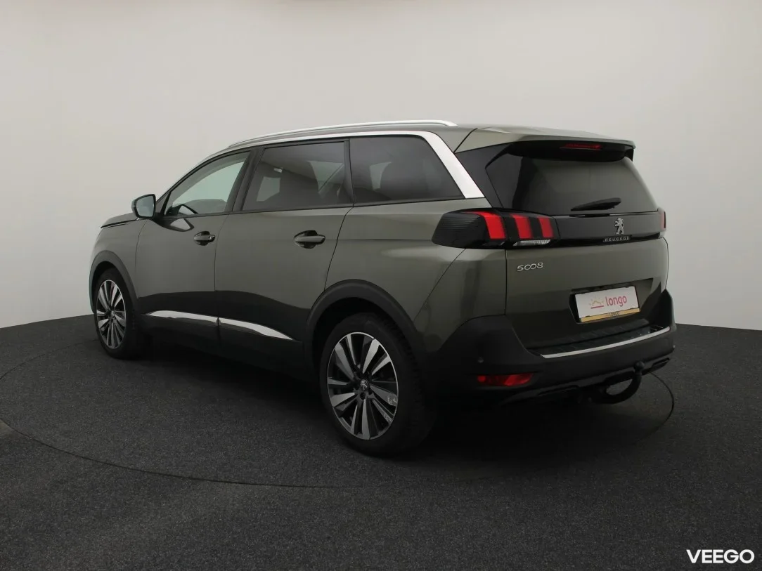Peugeot 5008 1.2 96kW