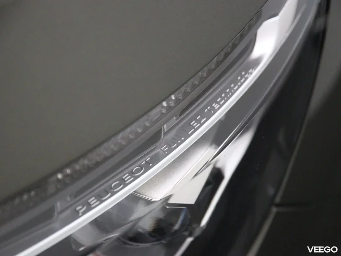 Peugeot 5008 1.2 96kW