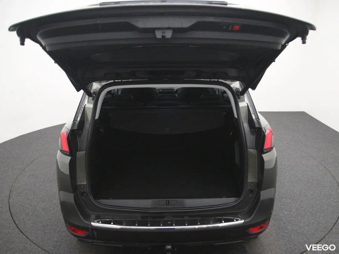 Peugeot 5008 1.2 96kW