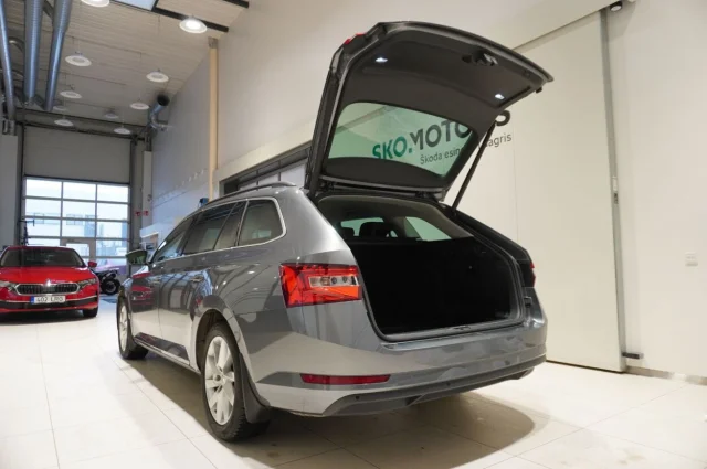 Image of Skoda Superb AMBITION COMBI 1.5 110kW