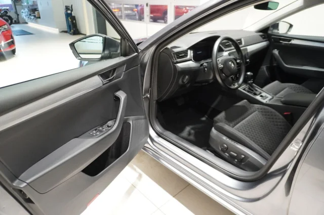 Image of Skoda Superb AMBITION COMBI 1.5 110kW