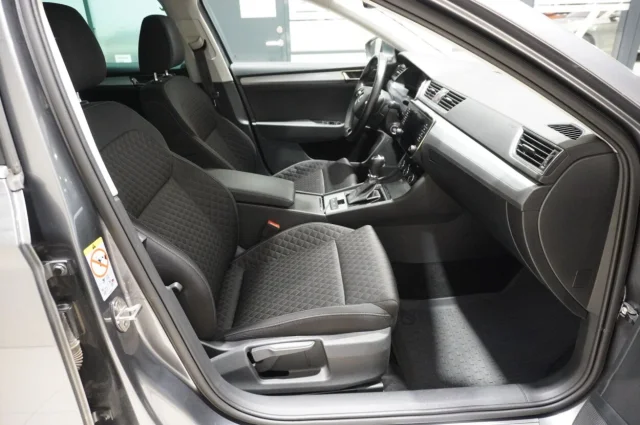 Image of Skoda Superb AMBITION COMBI 1.5 110kW