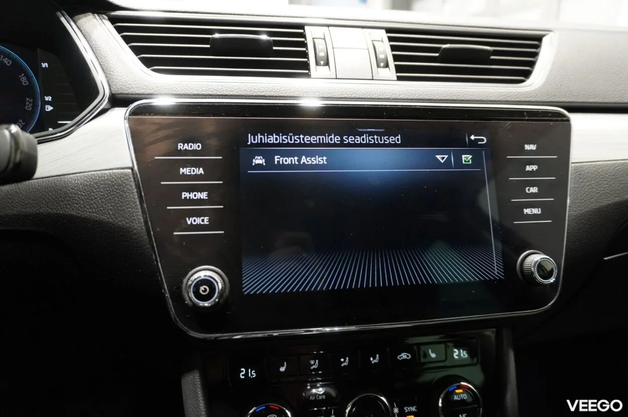 Skoda Superb AMBITION COMBI 1.5 110kW