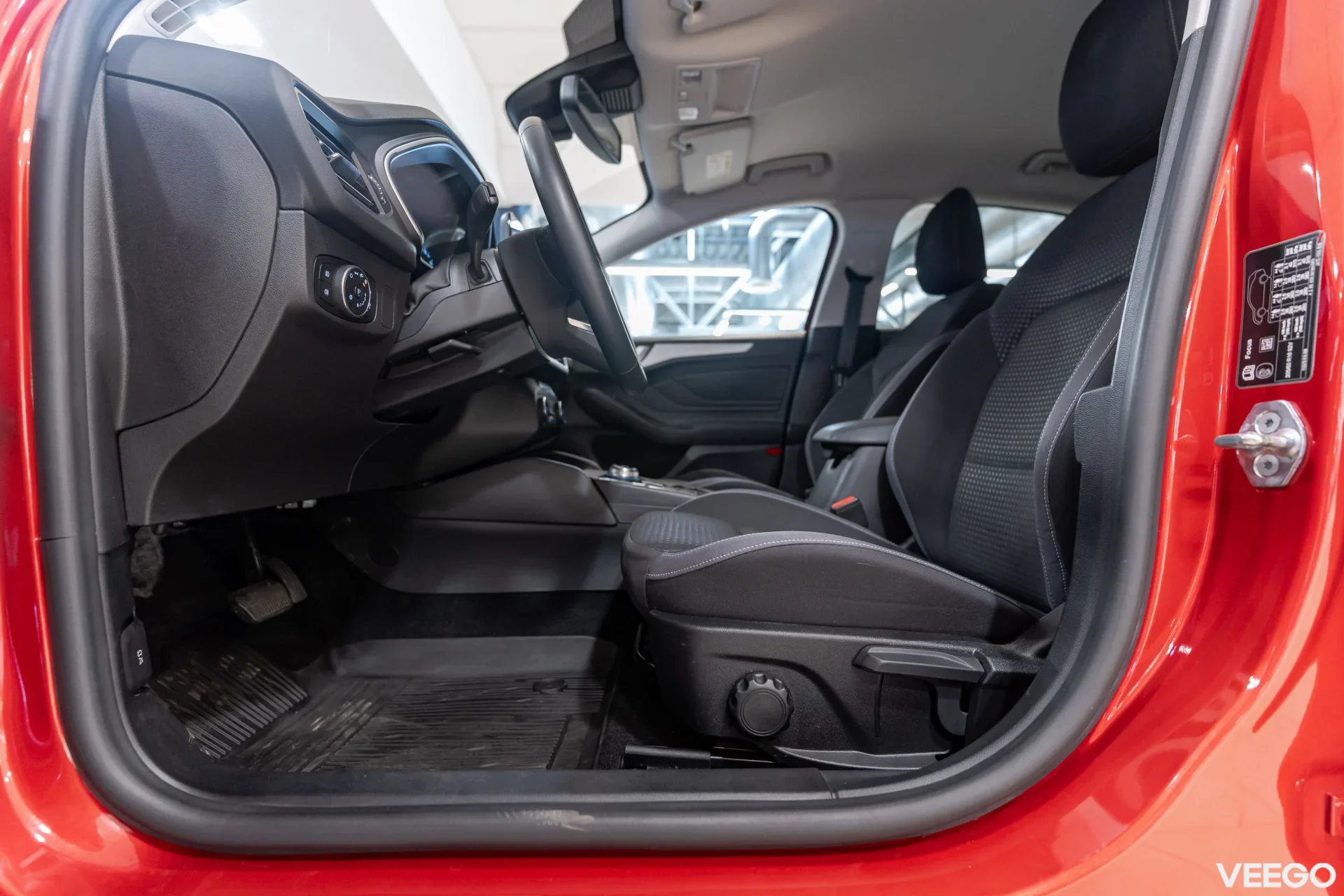 Ford Focus Connected 1 92kW