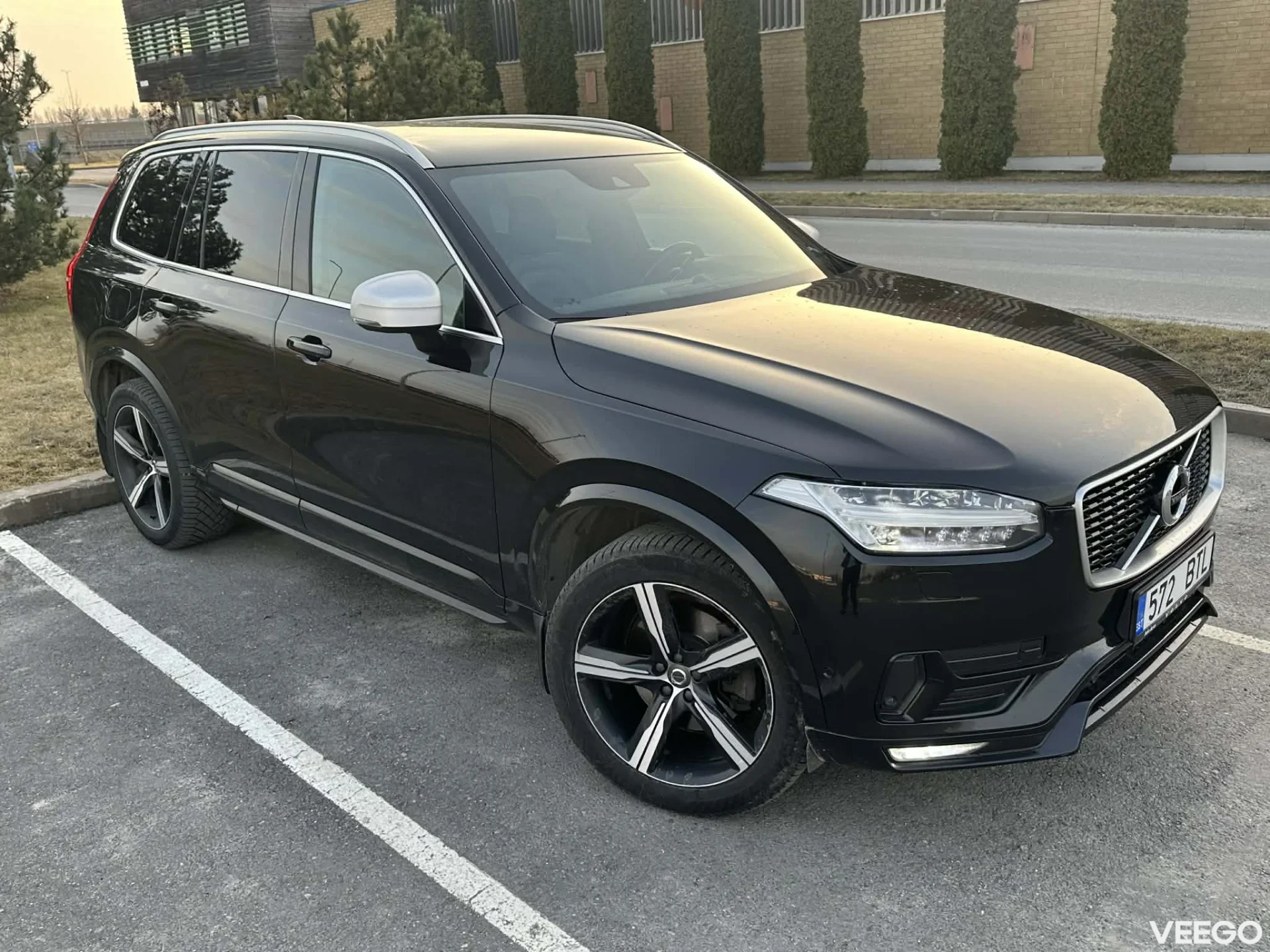 Volvo XC90 R-design 7-kohta 2.0 173kW