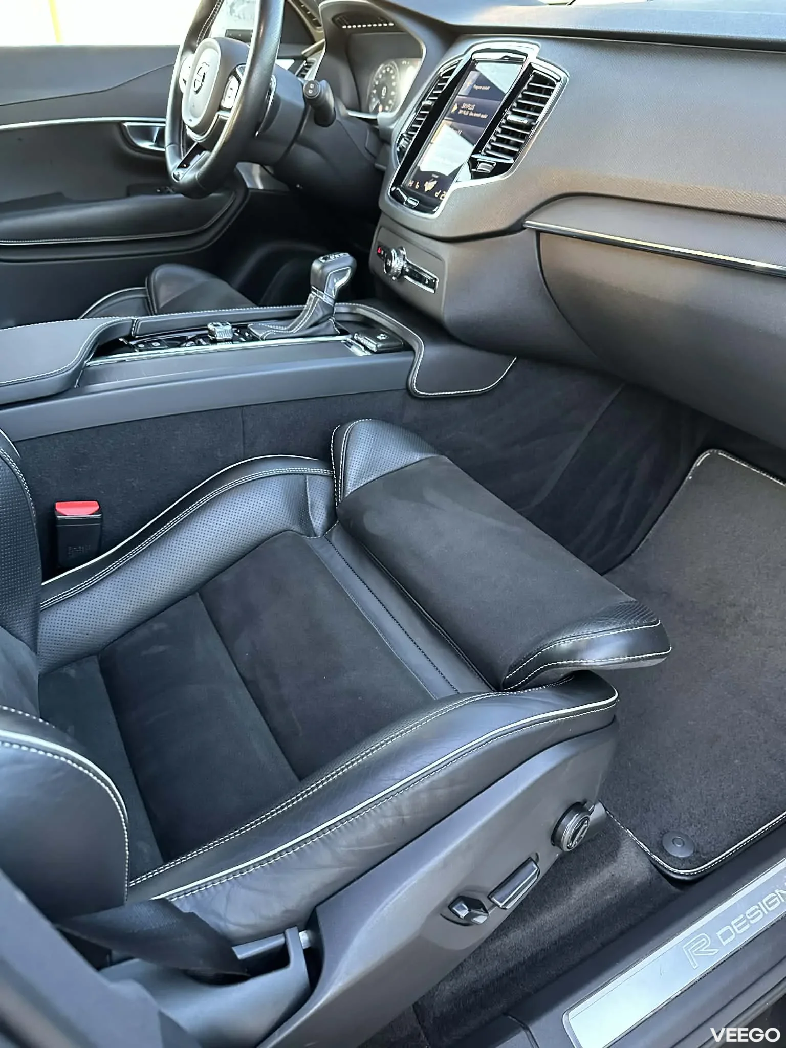 Volvo XC90 R-design 7-kohta 2.0 173kW