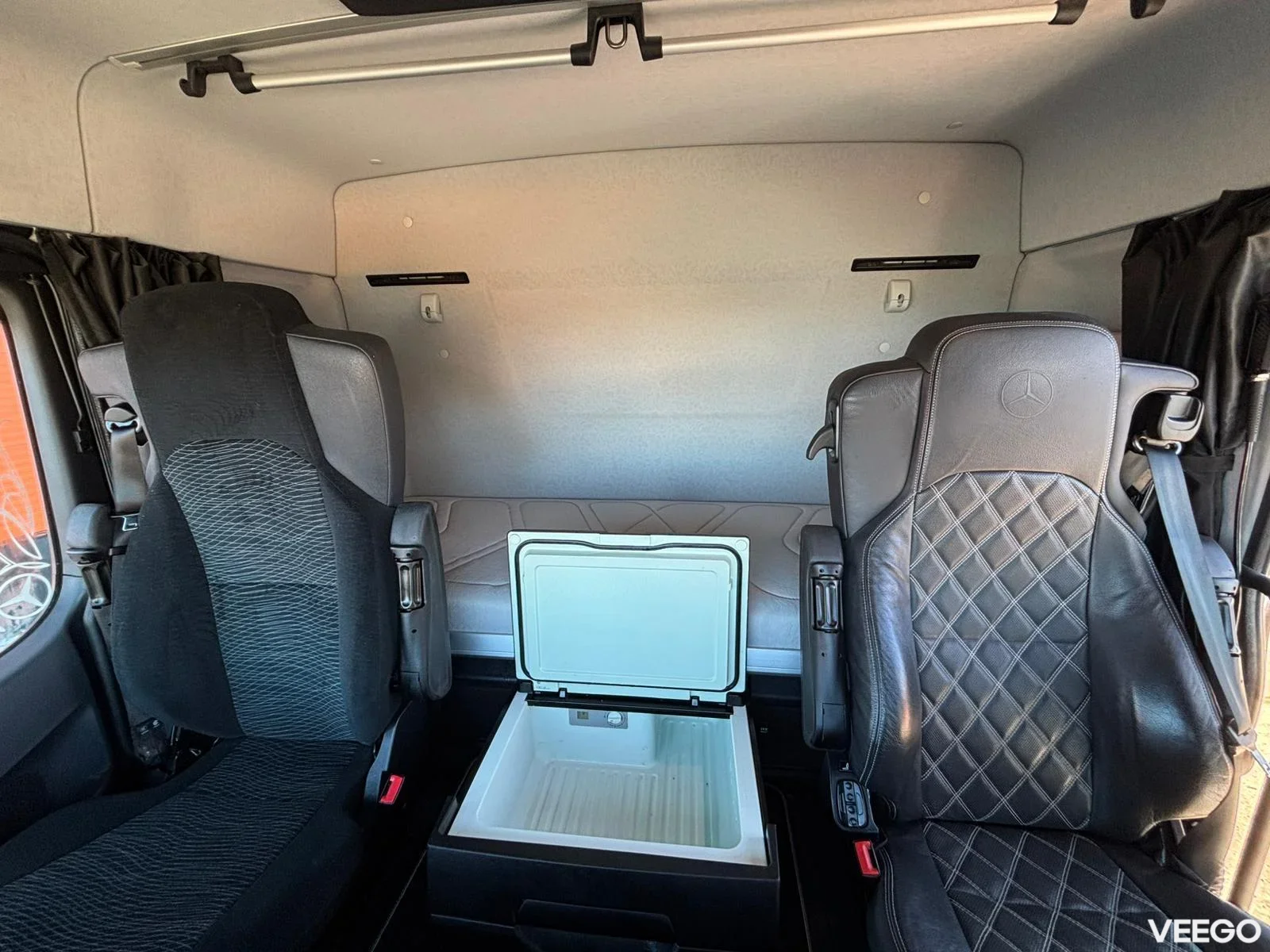 Mercedes-Benz Arocs RETARDER / FULL STEEL / BOX L=5557 mm 425kW