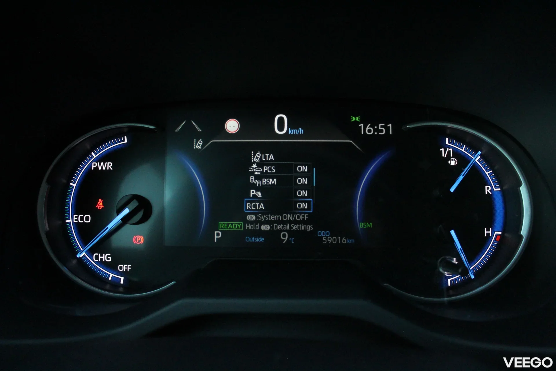 Toyota RAV4 Premium + Techlologya pakett Hybrid FWD 2.5 131kW