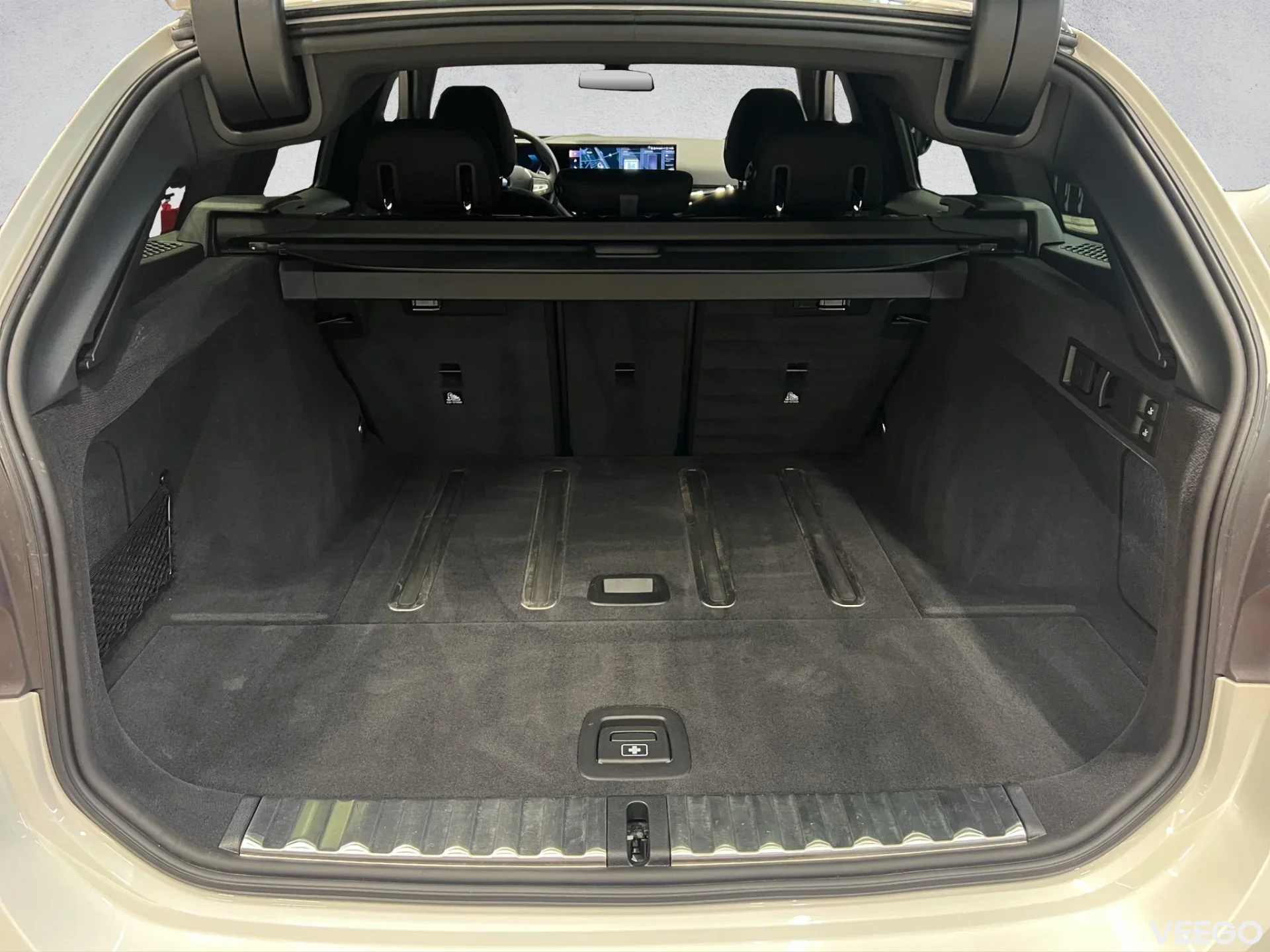 BMW 320 - 2 140kW