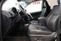 Toyota Land Cruiser Luxury 4x4 2.8 150kW thumbnail