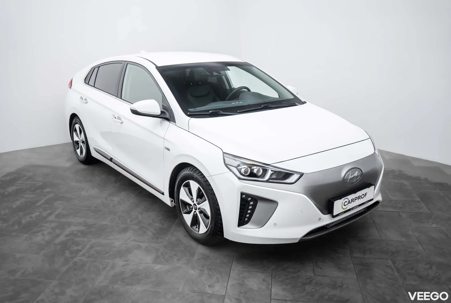 Hyundai IONIQ Electric Luxury 88kW