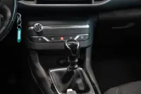 Peugeot 308 96kW thumbnail